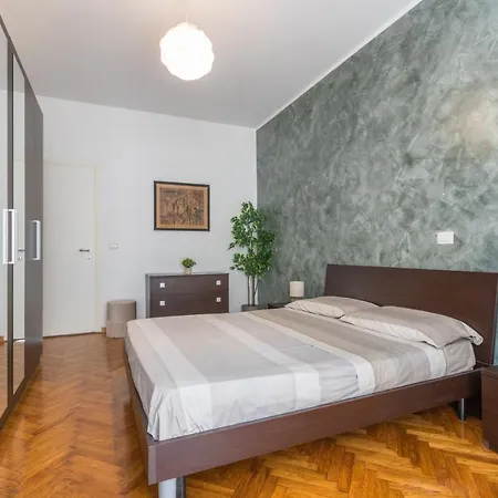 Moderno In Cenisia Apartament *